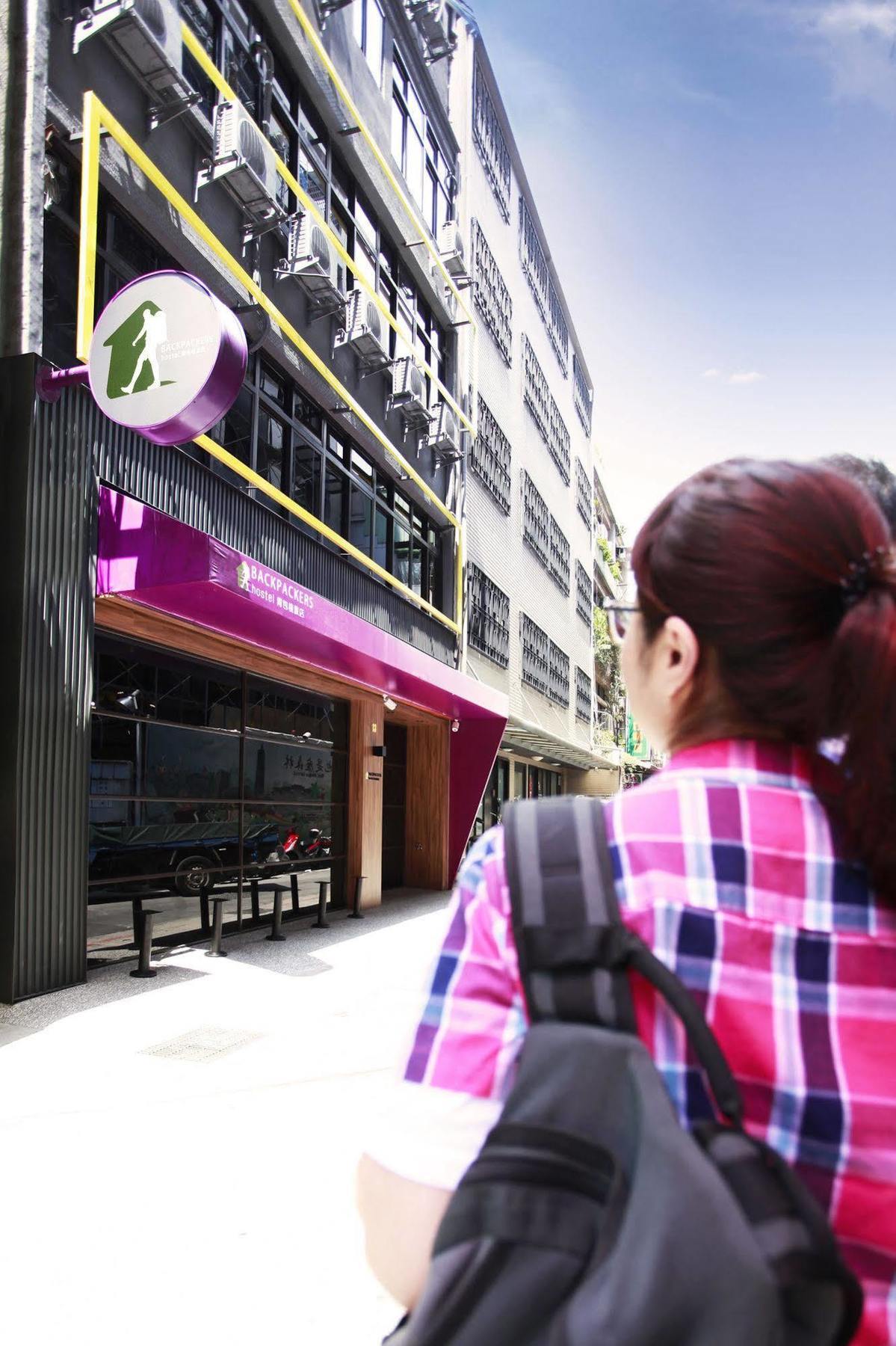 Backpackers Hostel - Ximen Taipei Bagian luar foto