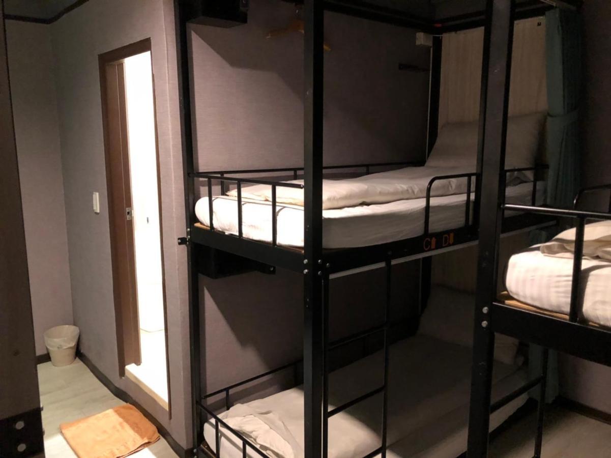 Backpackers Hostel - Ximen Taipei Bagian luar foto